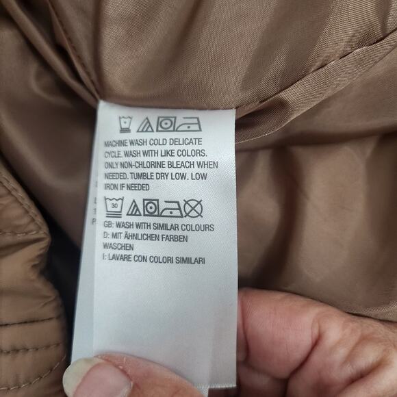 Susan Graver Weekend Water Repellant Nylon Quilted Vest w/Hood Camel 2X P - Picture 14 of 16